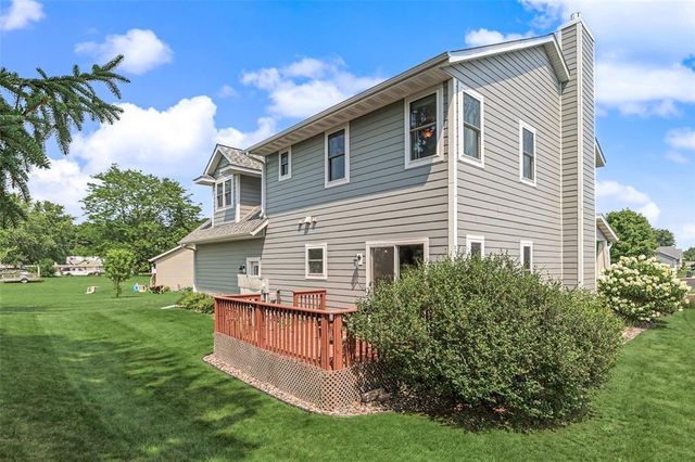 1300 Whistling Straits Court, Altoona, WI 54720