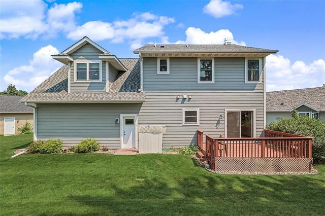 1300 Whistling Straits Court, Altoona, WI 54720