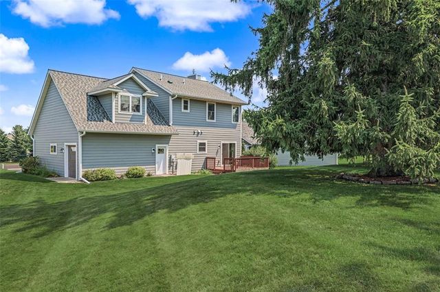 1300 Whistling Straits Court, Altoona, WI 54720