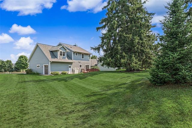 1300 Whistling Straits Court, Altoona, WI 54720