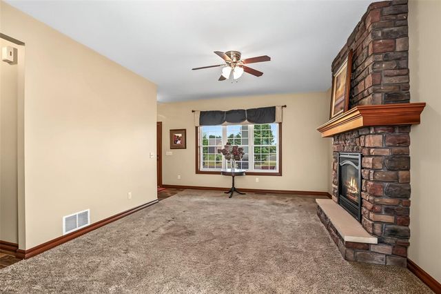 1300 Whistling Straits Court, Altoona, WI 54720