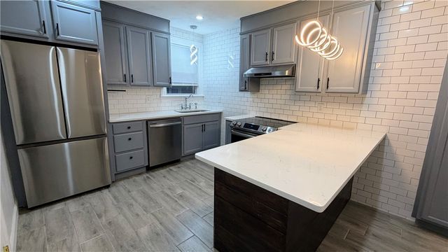 78 Massasoit Avenue 2, Cranston, RI 02905
