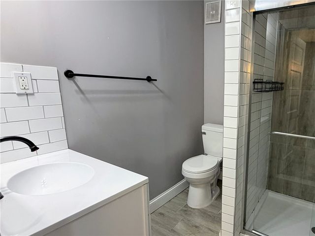 78 Massasoit Avenue 2, Cranston, RI 02905