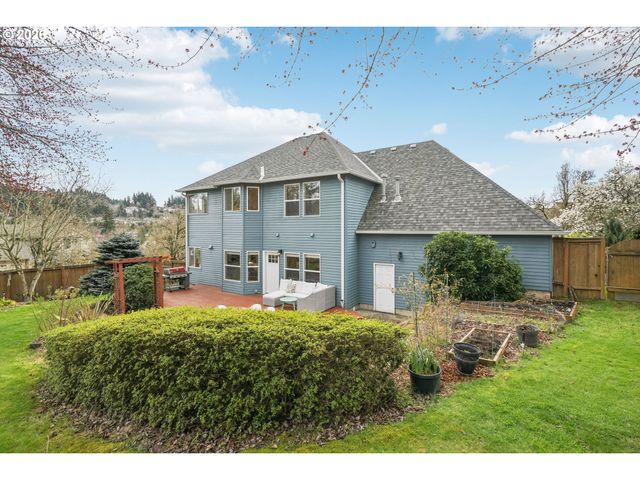 11989 Se SOVEREIGN Dr, Happy Valley, OR 97086