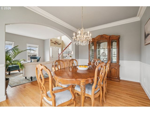 11989 Se SOVEREIGN Dr, Happy Valley, OR 97086