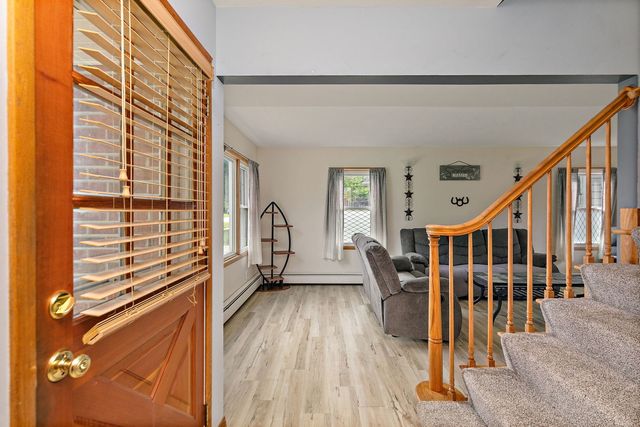 211 E Ottawa Street, Sycamore, IL 60178