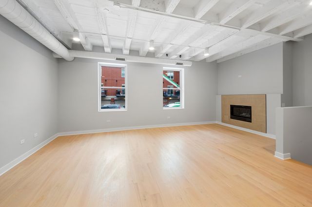 4637 N Ashland Avenue 103, Chicago, IL 60640