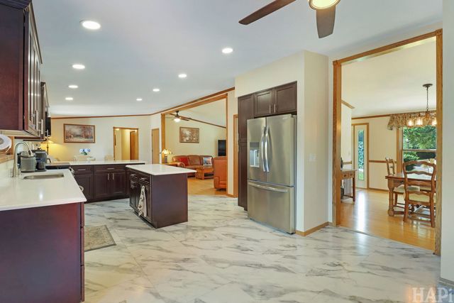 1375 Dunns Court, Fox Lake, IL 60020
