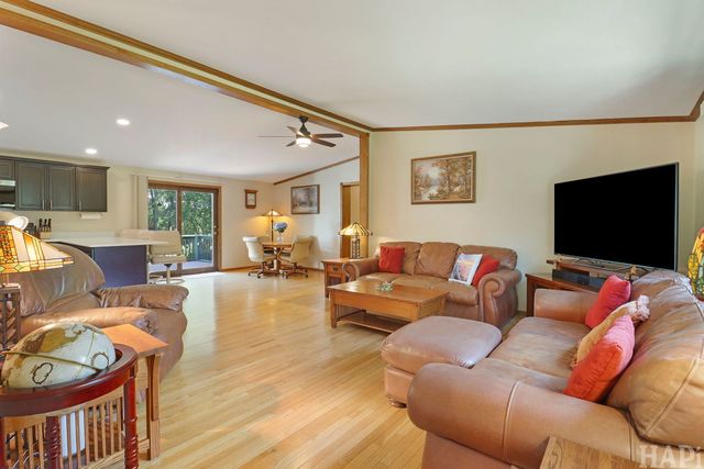 1375 Dunns Court, Fox Lake, IL 60020