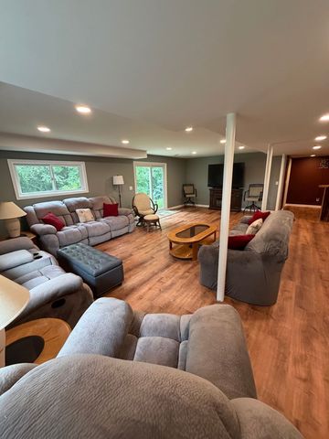 1375 Dunns Court, Fox Lake, IL 60020