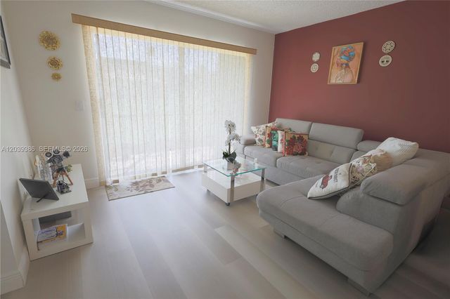 12750 SW 15th St 106D, Pembroke Pines, FL 33027