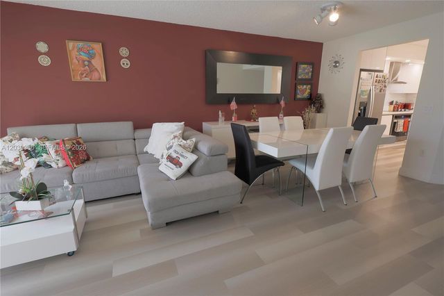 12750 SW 15th St 106D, Pembroke Pines, FL 33027