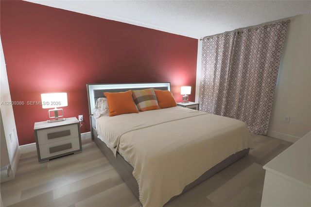 12750 SW 15th St 106D, Pembroke Pines, FL 33027