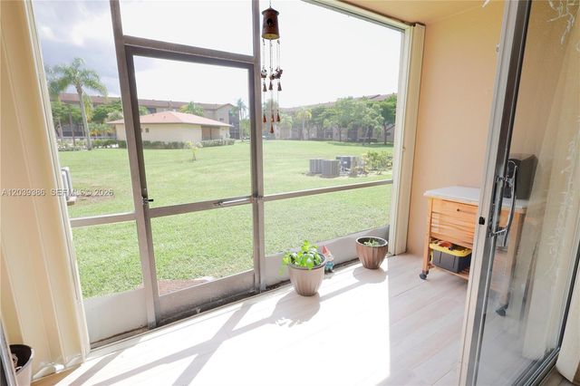 12750 SW 15th St 106D, Pembroke Pines, FL 33027