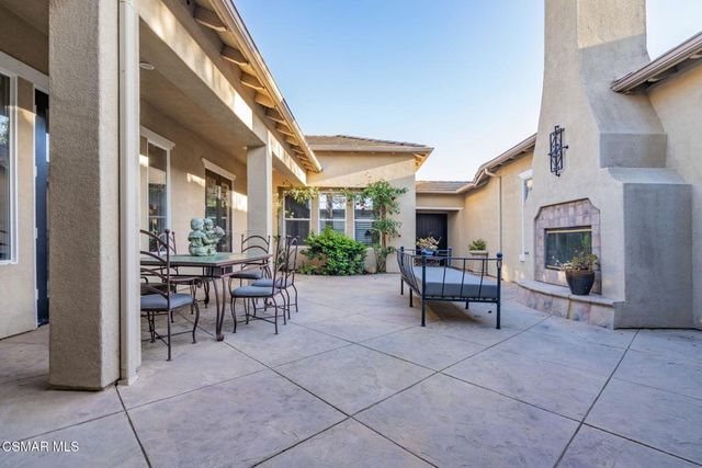5445 Via Nicola, Newbury Park, CA 91320