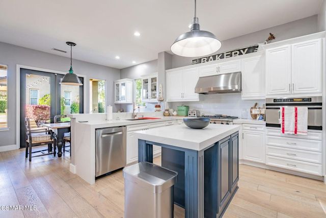 5445 Via Nicola, Newbury Park, CA 91320