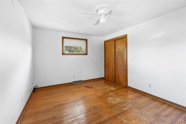 1500 Salt Springs Road, Syracuse, NY 13214