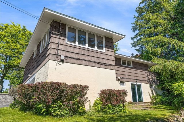 1500 Salt Springs Road, Syracuse, NY 13214