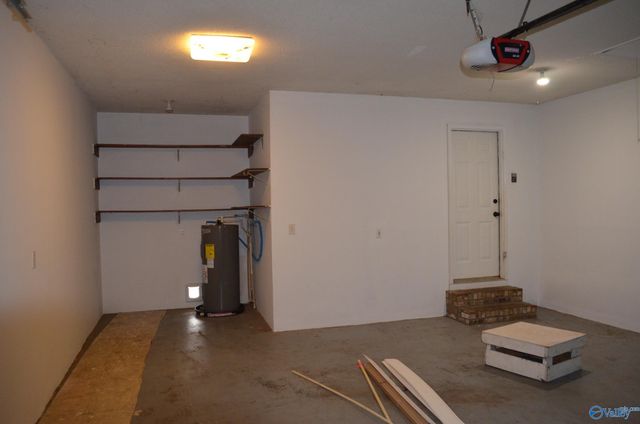 477 Comet Drive, Toney, AL 35773