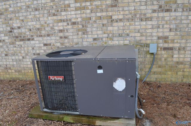 477 Comet Drive, Toney, AL 35773