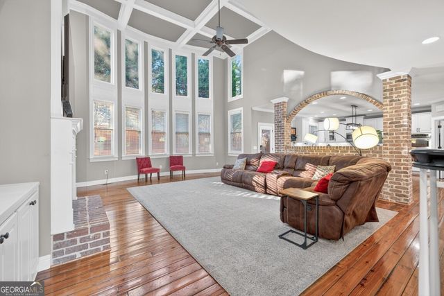 8023 Sleepy Lagoon Way, Flowery Branch, GA 30542