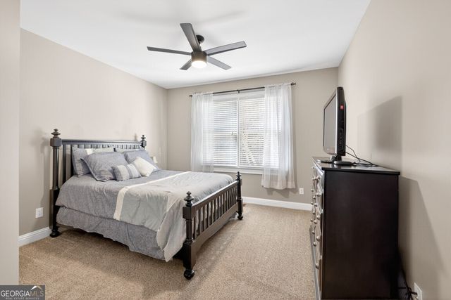 8023 Sleepy Lagoon Way, Flowery Branch, GA 30542