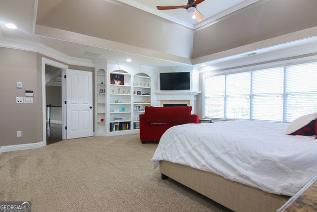 8023 Sleepy Lagoon Way, Flowery Branch, GA 30542