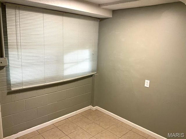 24 Alta Street, Glen Carbon, IL 62034