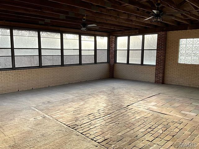 24 Alta Street, Glen Carbon, IL 62034