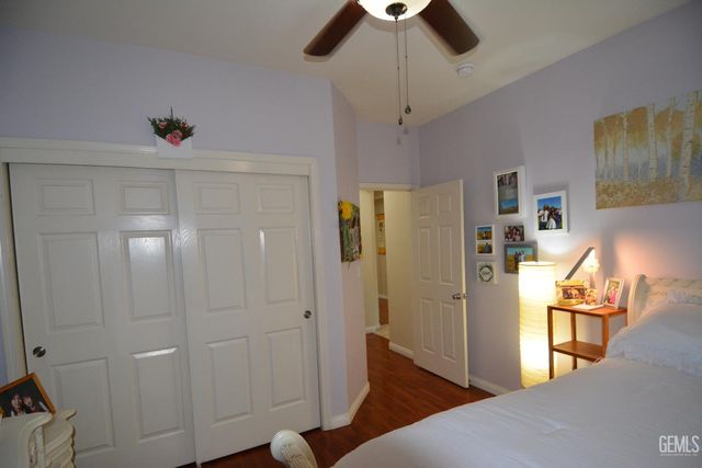 243 Bloomfield Drive, Bakersfield, CA 93312