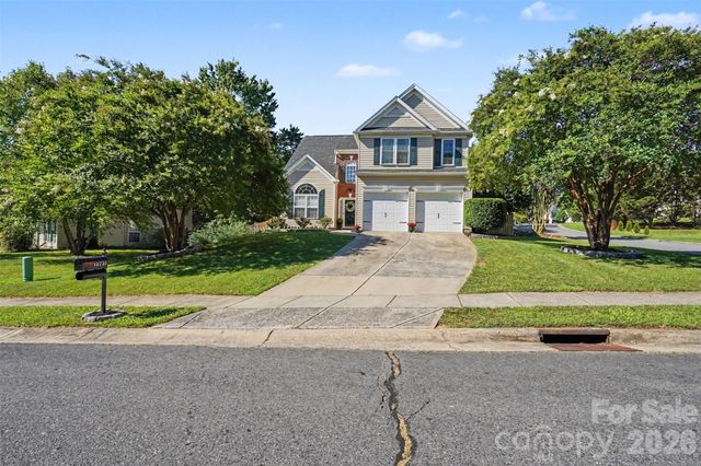 10731 Northgate Trail Drive, Charlotte, NC 28215