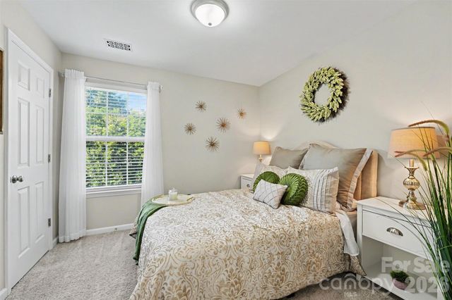 10731 Northgate Trail Drive, Charlotte, NC 28215