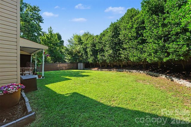 10731 Northgate Trail Drive, Charlotte, NC 28215