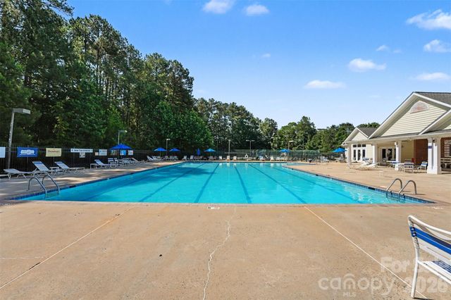 10731 Northgate Trail Drive, Charlotte, NC 28215