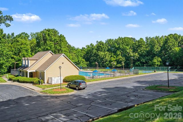 10731 Northgate Trail Drive, Charlotte, NC 28215
