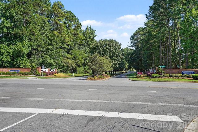 10731 Northgate Trail Drive, Charlotte, NC 28215