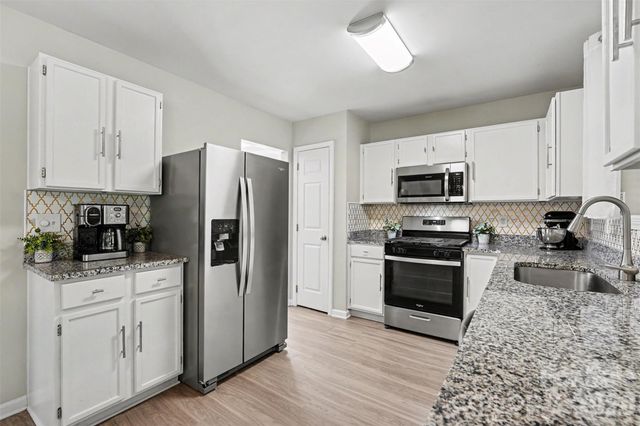 10731 Northgate Trail Drive, Charlotte, NC 28215