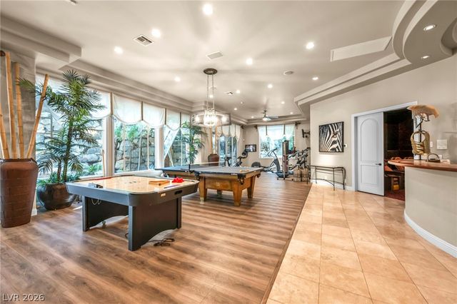 416 Saint Andrews Court, Las Vegas, NV 89144