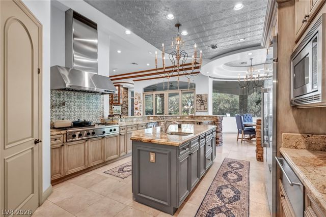 416 Saint Andrews Court, Las Vegas, NV 89144