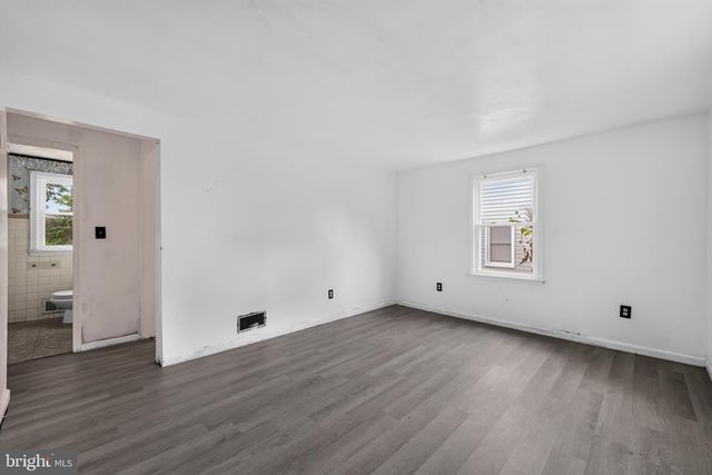 5425 TAYLOR ST, Bladensburg, MD 20710