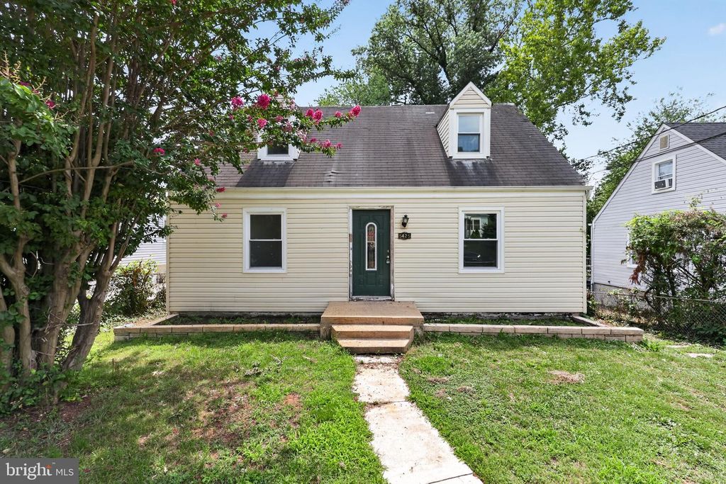 5425 TAYLOR ST, Bladensburg, MD 20710