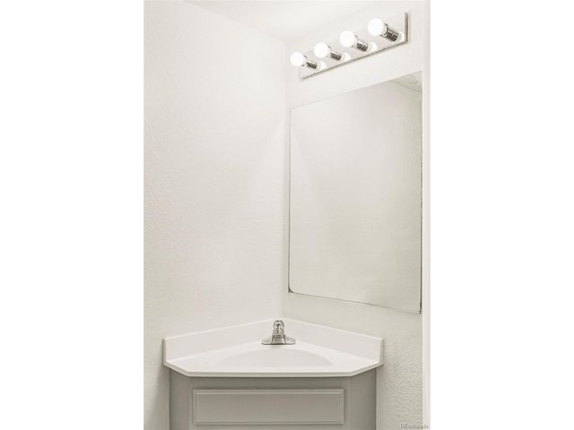 8502 W 94th Pl, Broomfield, CO 80021