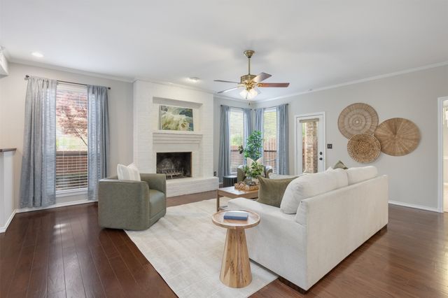 68 Legend Road, Benbrook, TX 76132