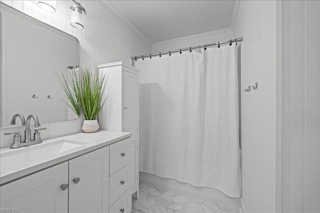 621 Severn DR, Virginia Beach, VA 23455