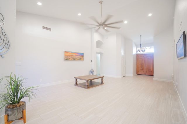 6123 W Louise Drive, Glendale, AZ 85310