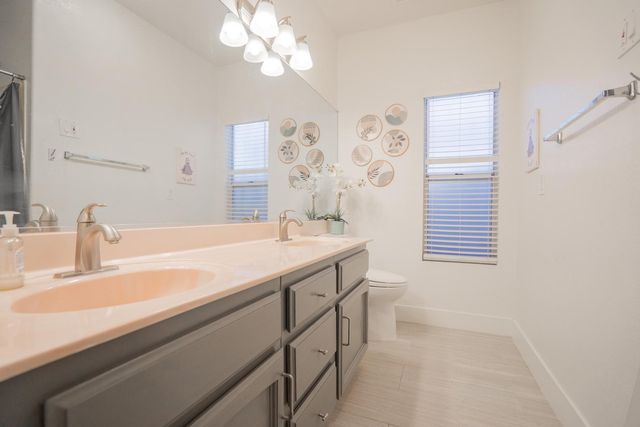 6123 W Louise Drive, Glendale, AZ 85310