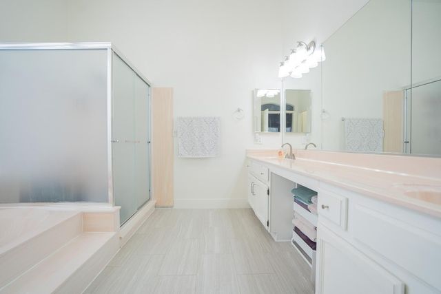 6123 W Louise Drive, Glendale, AZ 85310