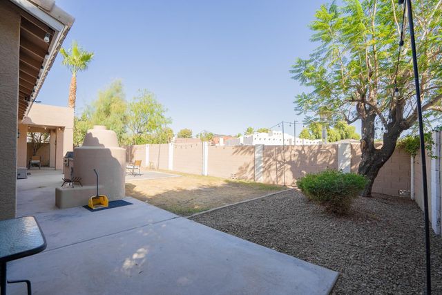 6123 W Louise Drive, Glendale, AZ 85310