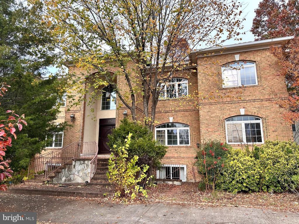 7500 ARLINGTON BLVD, Falls Church, VA 22042