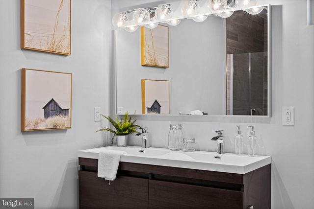 1410 N MARSTON ST, Philadelphia, PA 19121